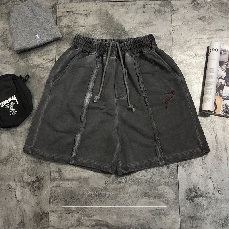 Heavyweight Vintage Washed Cotton Shorts Sporty Casual Wide Leg Pants with Embroidered Logo Street Style Neutral Fit
Heavyweight Vintage Washed Cotton Shorts Sporty Casual Wide Leg Pants with Embroidered Logo Street Style Neutral Fit