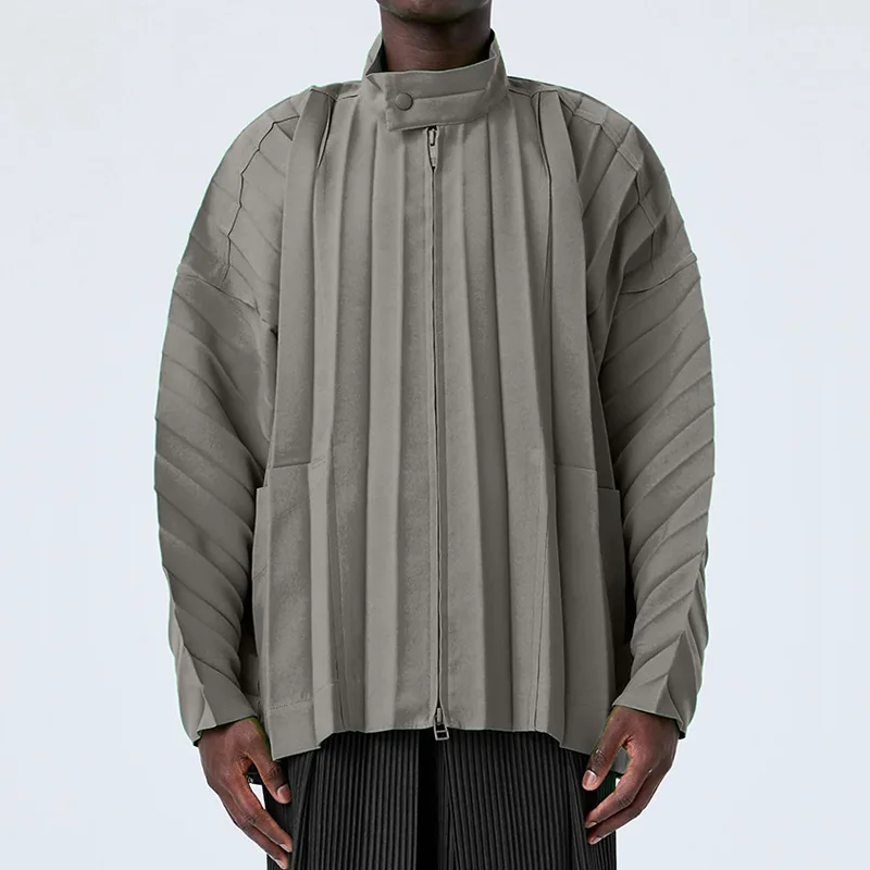 2025 New Top Quality ISSEYS MIYAKES Loose Pleated Casual Long Sleeve Standing Collar Jacket Jacket Man
2025 New Top Quality ISSEYS MIYAKES Loose Pleated Casual Long Sleeve Standing Collar Jacket Jacket Man