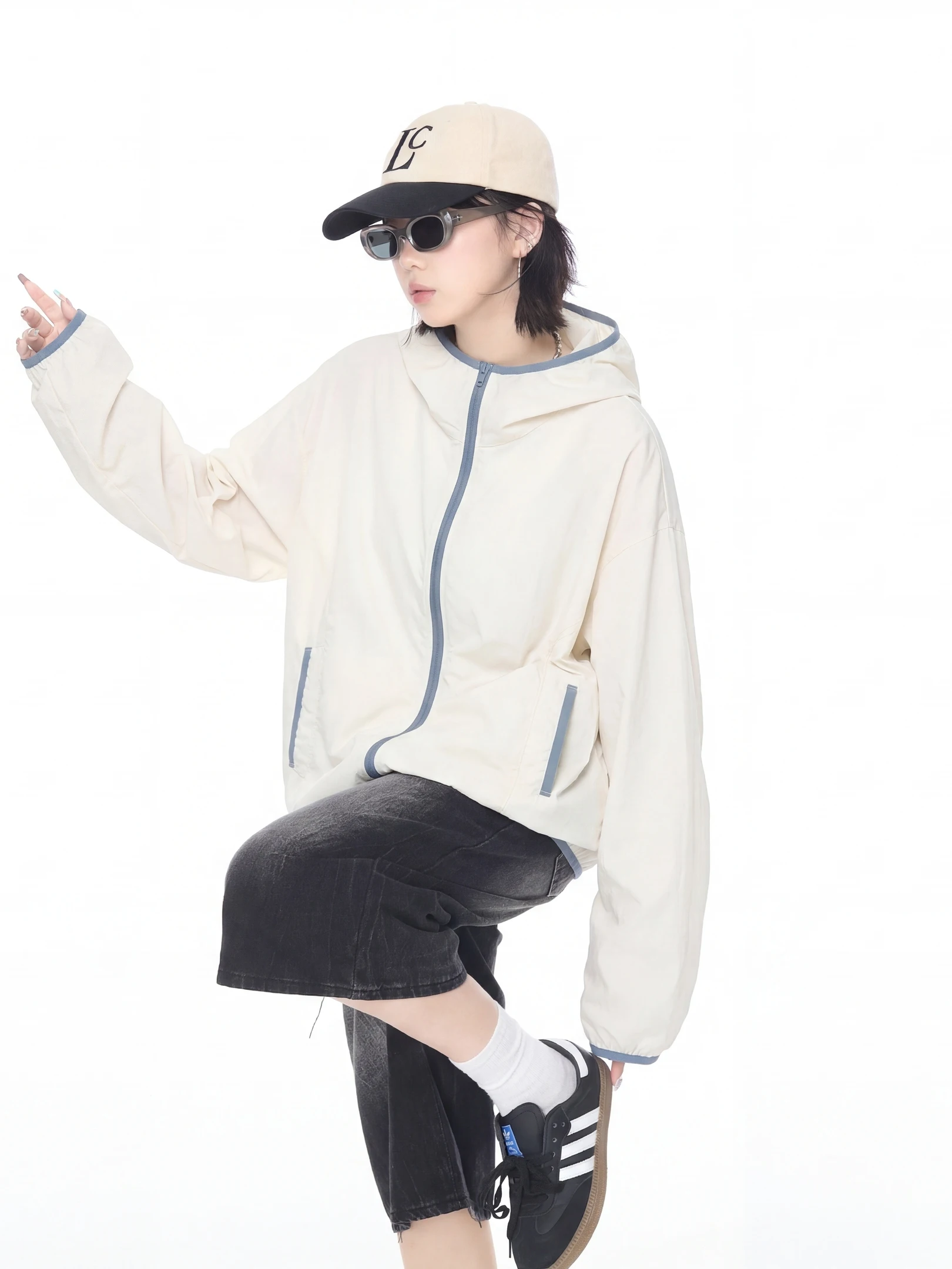 White Thin Women's Summer 2026 New UPF50 Loose American Retro Hooded Sun Protection Clothing Fashionable Casual Outerwear
White Thin Women's Summer 2026 New UPF50 Loose American Retro Hooded Sun Protection Clothing Fashionable Casual Outerwear