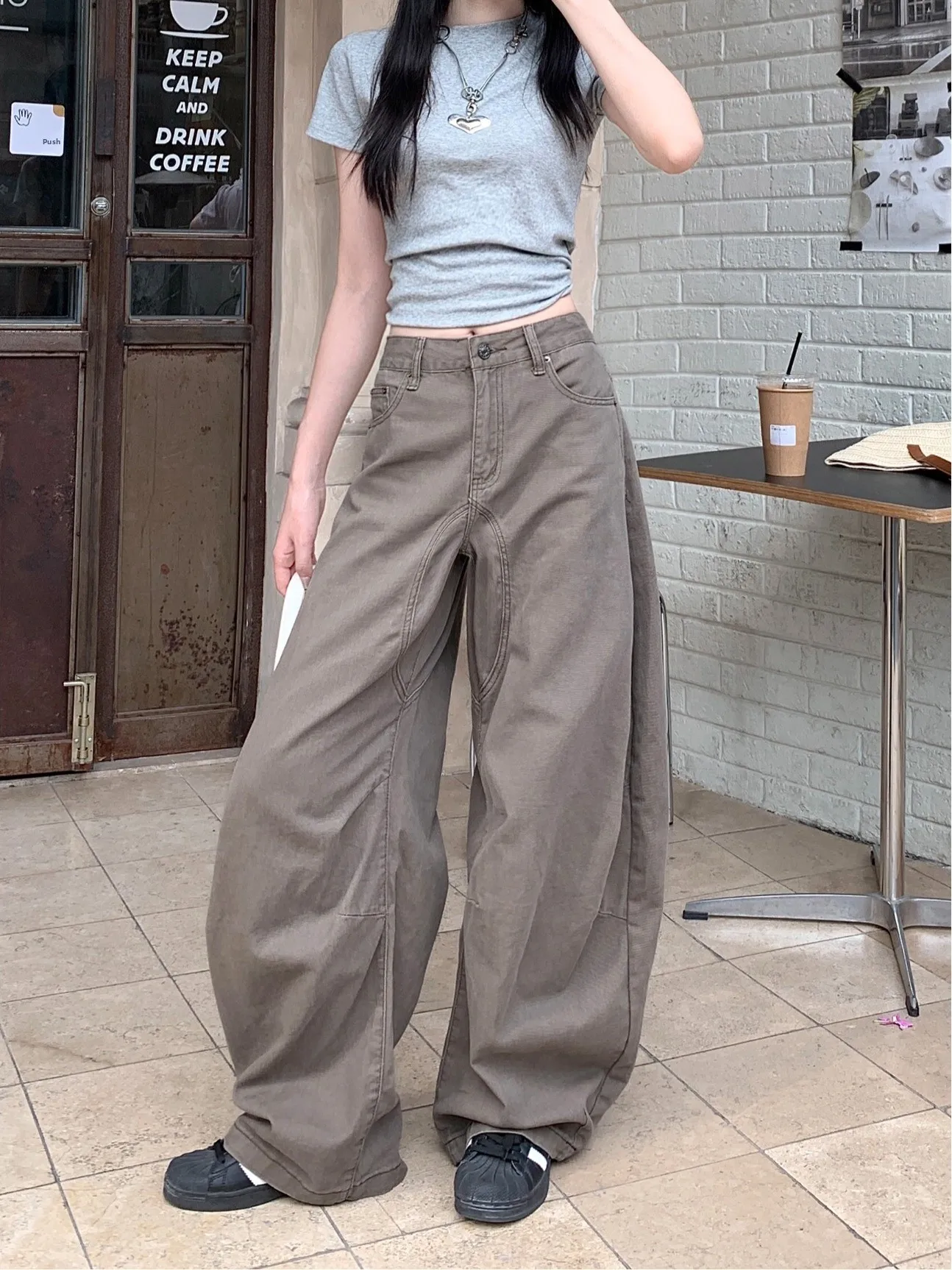Vintage High Waist Wide Leg Jeans Women's Coffee Color American Sle Summer New Loose Fit Floor Length Pants Casual Zipper
Vintage High Waist Wide Leg Jeans Women's Coffee Color American Sle Summer New Loose Fit Floor Length Pants Casual Zipper