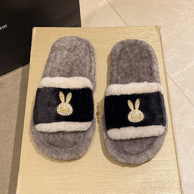 Fashion Fluffy Women's Slippers Home Crystal Rabbit Luxury Designer Shoes Woman Autumn Winter Fuzzy Fur Slides Indoor Elegant
Fashion Fluffy Women's Slippers Home Crystal Rabbit Luxury Designer Shoes Woman Autumn Winter Fuzzy Fur Slides Indoor Elegant