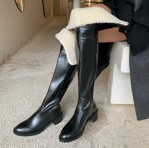 Женские зимние утепленные черные коричневые ботинки из мягкой натуральной кожи с круглым носком из овечьей шерсти и мехом выше колена, женские складные ботинки без шнуровки
Женские зимние утепленные черные коричневые ботинки из мягкой натуральной кожи с круглым носком из овечьей шерсти и мехом выше колена, женские складные ботинки без шнуровки