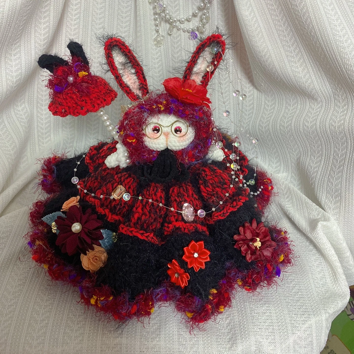 0082 Hippie Punk Style Rabbit Doll Handmade Halloween Decoration Home Decor Gift Unique Handcrafted Rabbit Statue for Festival
0082 Hippie Punk Style Rabbit Doll Handmade Halloween Decoration Home Decor Gift Unique Handcrafted Rabbit Statue for Festival