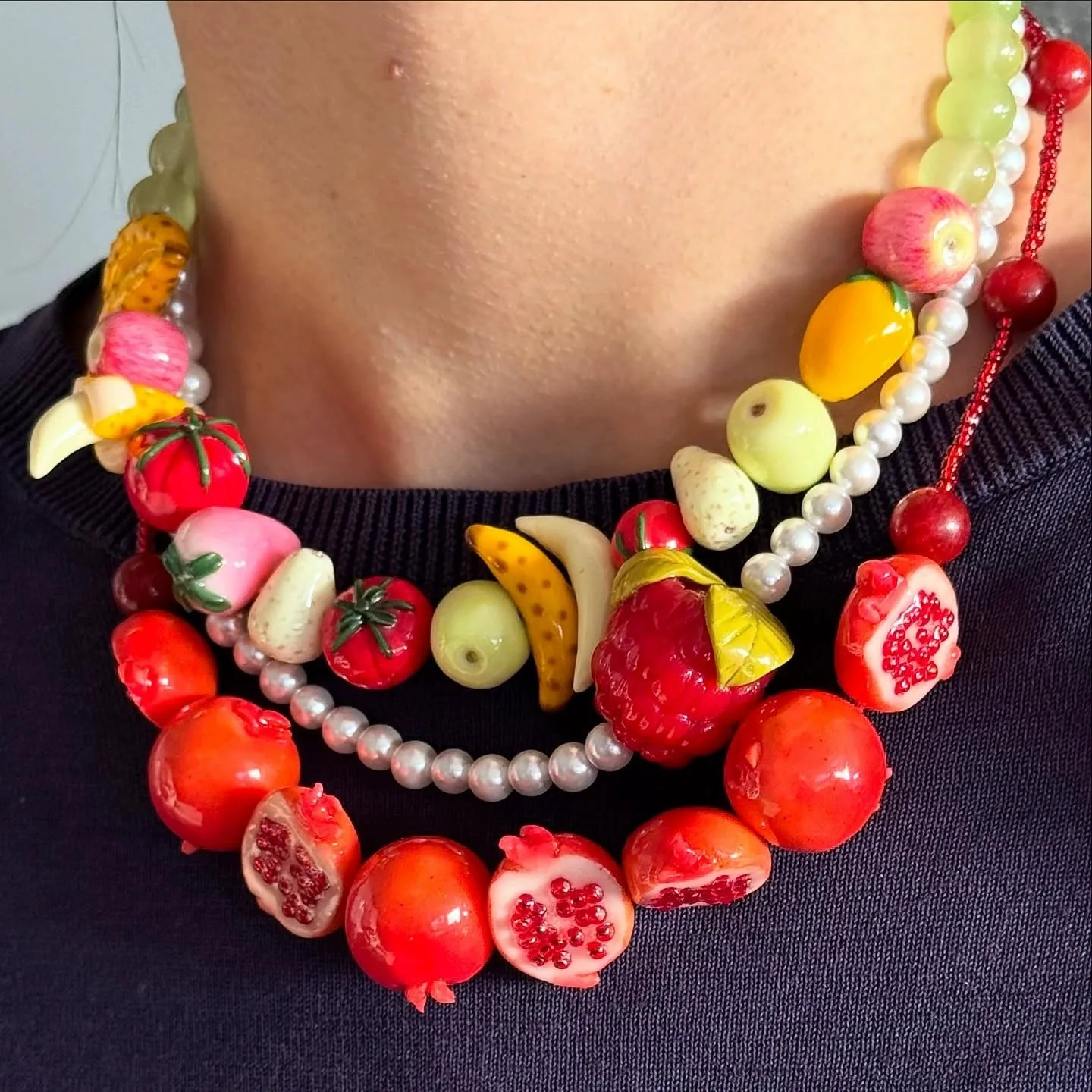 Dopamine Colorful 3D Fruit Beaded Necklace Bohemian Vintage Strawberry Apple Tomato Choker Necklace Exaggerated Jewelry Gifts
Dopamine Colorful 3D Fruit Beaded Necklace Bohemian Vintage Strawberry Apple Tomato Choker Necklace Exaggerated Jewelry Gifts