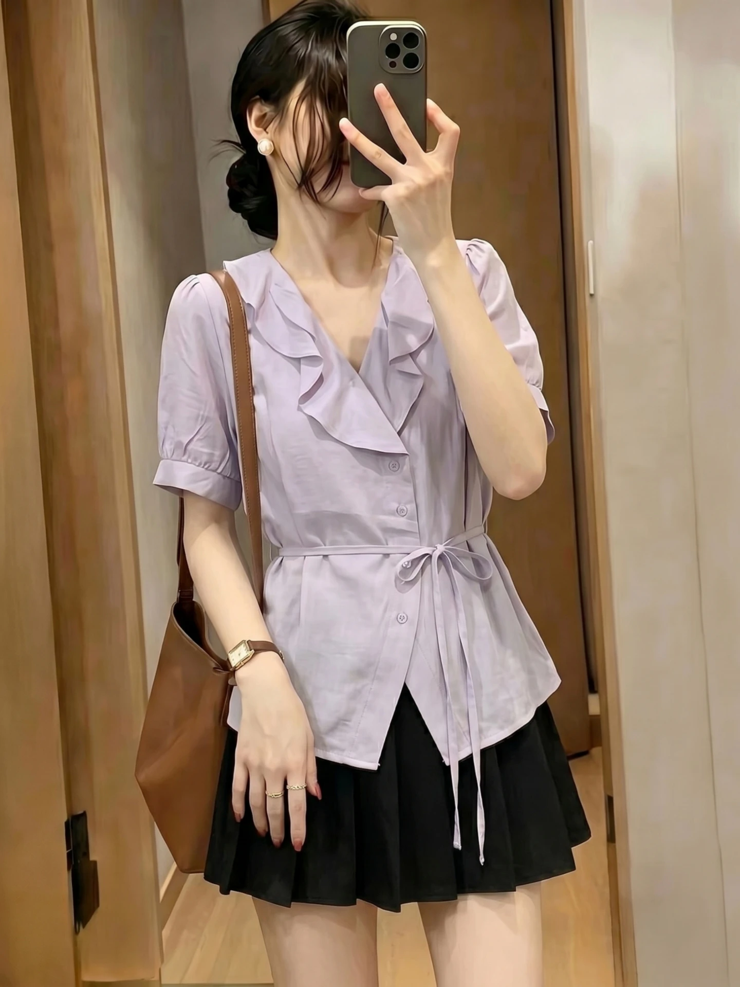 Purple V-Neck Short Sleeve Shirt Women's Summer New plus Size Slimming Belted Waist Cinched Base Top Korean Style Commute
Purple V-Neck Short Sleeve Shirt Women's Summer New plus Size Slimming Belted Waist Cinched Base Top Korean Style Commute
