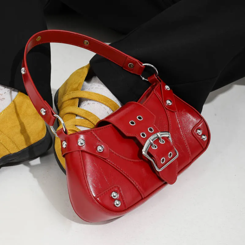 Красный клатч женский однотонный из искусственной кожи черная сумка в стиле панк мото подмышками сумка через плечо женская маленькая сумка Bolsos
Красный клатч женский однотонный из искусственной кожи черная сумка в стиле панк мото подмышками сумка через плечо женская маленькая сумка Bolsos