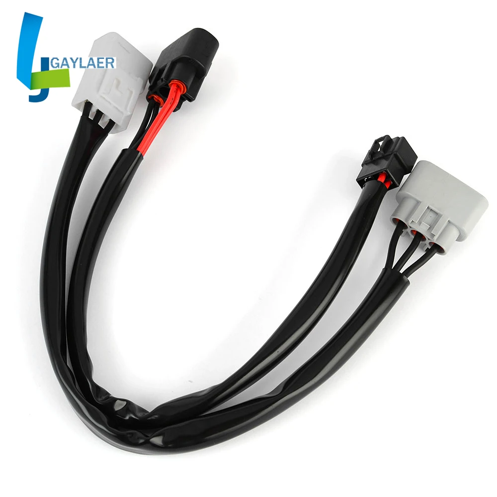 Motorcycle Regulator Rectifier Plug Connector for Triumph Speed Triple 1050R 2016-2019 T2502282 T2500954
Motorcycle Regulator Rectifier Plug Connector for Triumph Speed Triple 1050R 2016-2019 T2502282 T2500954