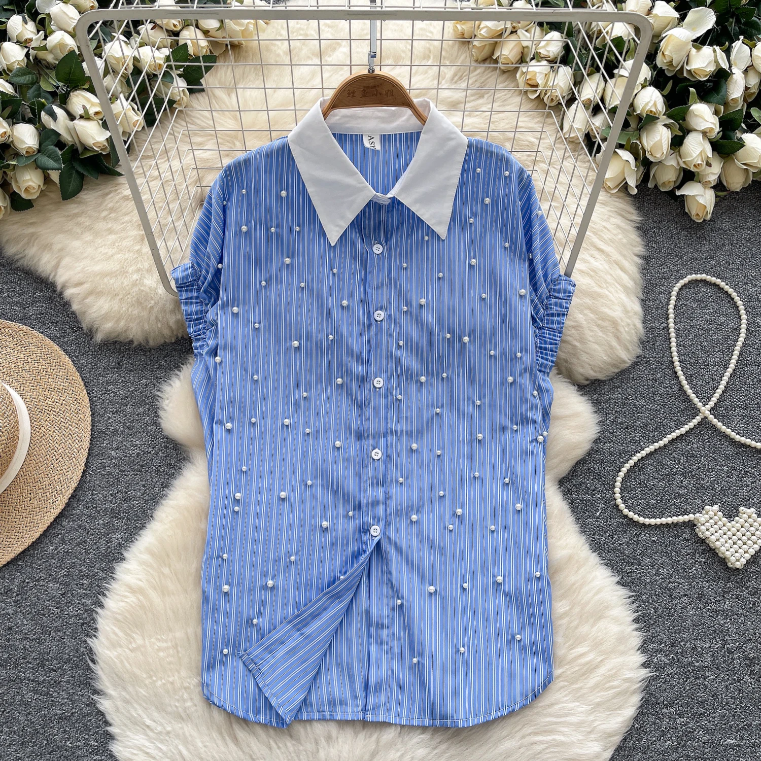 Chic Vintage Blouse loose basics Beading button striped Korean Fashion Shirt Sexy Elegant Women Y2k
Chic Vintage Blouse loose basics Beading button striped Korean Fashion Shirt Sexy Elegant Women Y2k