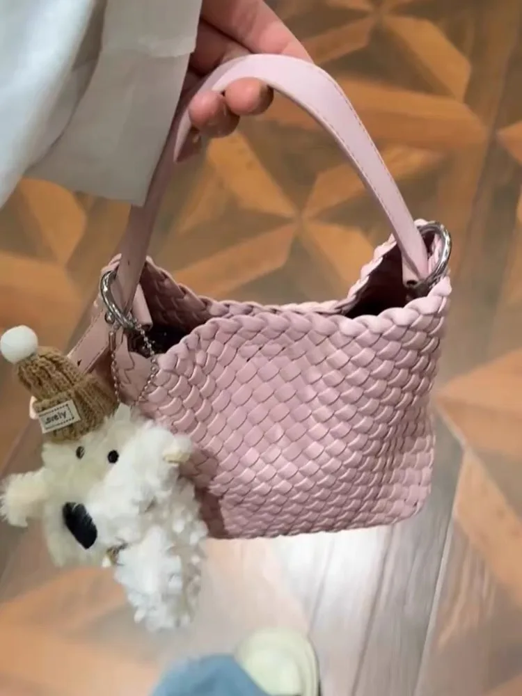 Pink Weave Texture Bucket Bag Women's Fashionable Minimalist Tote Bag Versatile Handbag Shoulder Bag Crossbody Bag for All
Pink Weave Texture Bucket Bag Women's Fashionable Minimalist Tote Bag Versatile Handbag Shoulder Bag Crossbody Bag for All