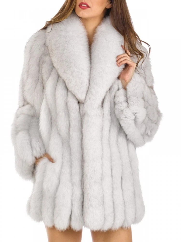 2025 Winter Women Faux Fox Fur Coat Mid-Length Fluffy Plush Jacket Luxury Warm Furry Outerwear
2025 Winter Women Faux Fox Fur Coat Mid-Length Fluffy Plush Jacket Luxury Warm Furry Outerwear