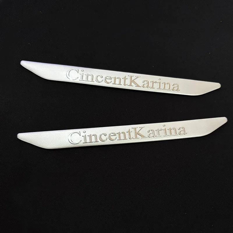 Custom High Gloss Aluminum Sign Aluminum Plate Aluminum Sign Leather Bag Label with Adhesive Embossed Customization
Custom High Gloss Aluminum Sign Aluminum Plate Aluminum Sign Leather Bag Label with Adhesive Embossed Customization