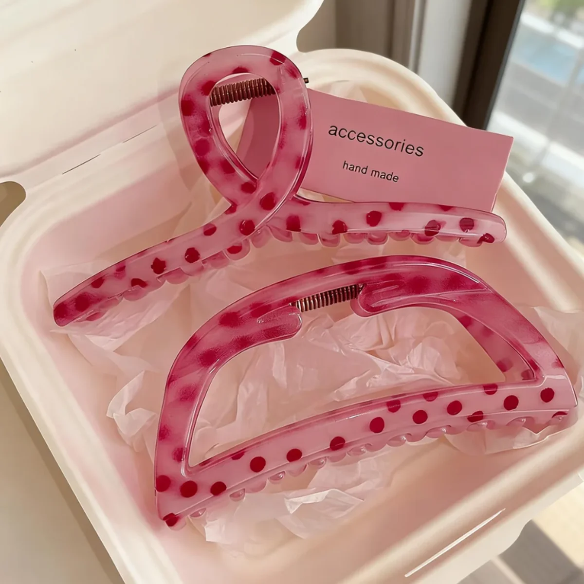 Pink Polka Dot Hair Claw Clips, Acrylic Large Hair Clamps, Sweet Non-Slip Hair Accessories for Women and Girls, Perfect for Thi
Pink Polka Dot Hair Claw Clips, Acrylic Large Hair Clamps, Sweet Non-Slip Hair Accessories for Women and Girls, Perfect for Thi