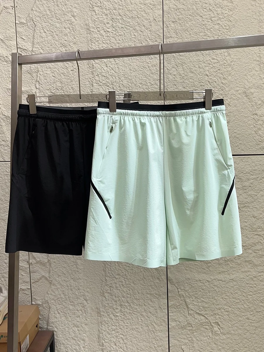 Outdoor Men's Elastic Quick Dry Fitness Running Shorts Five-Quarter Length Trendy Fabric Cold Sensation Comfortable Summer ...
Outdoor Men's Elastic Quick Dry Fitness Running Shorts Five-Quarter Length Trendy Fabric Cold Sensation Comfortable Summer ...