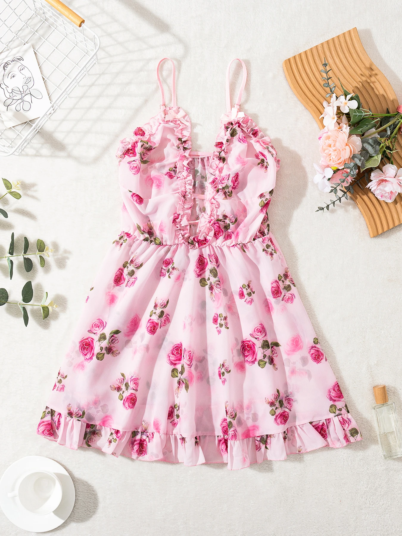 Women's Underwear Sexy Bra And Panties Sets Lace Ruffle Trim Lingerie Set Deep V Slip Dress Thong Women's Sexy Lingerie.lencería
Women's Underwear Sexy Bra And Panties Sets Lace Ruffle Trim Lingerie Set Deep V Slip Dress Thong Women's Sexy Lingerie.lencería