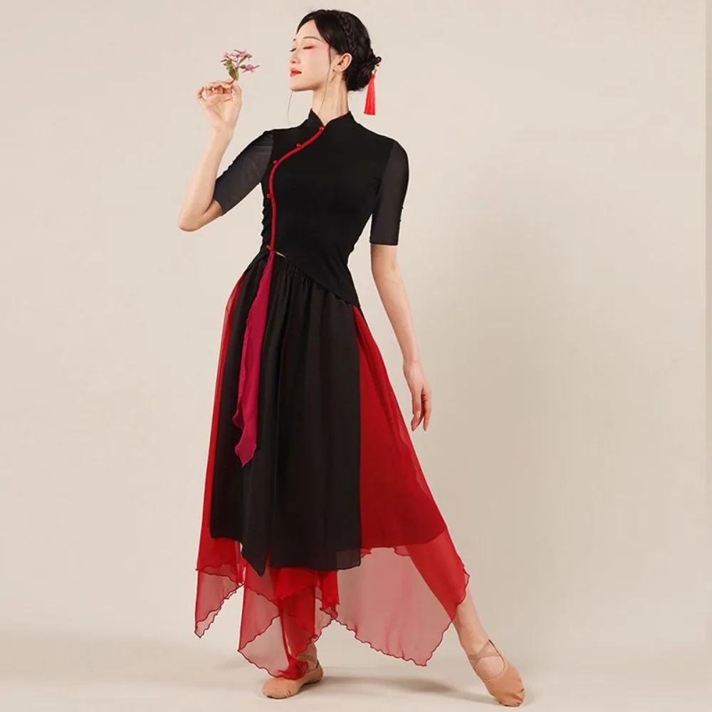 New Chinese Style Classical Dance Top Women Black Modern Dance Practice Shirt Cheongsam Style Short Sleeve Elegant Dance Wear
New Chinese Style Classical Dance Top Women Black Modern Dance Practice Shirt Cheongsam Style Short Sleeve Elegant Dance Wear
