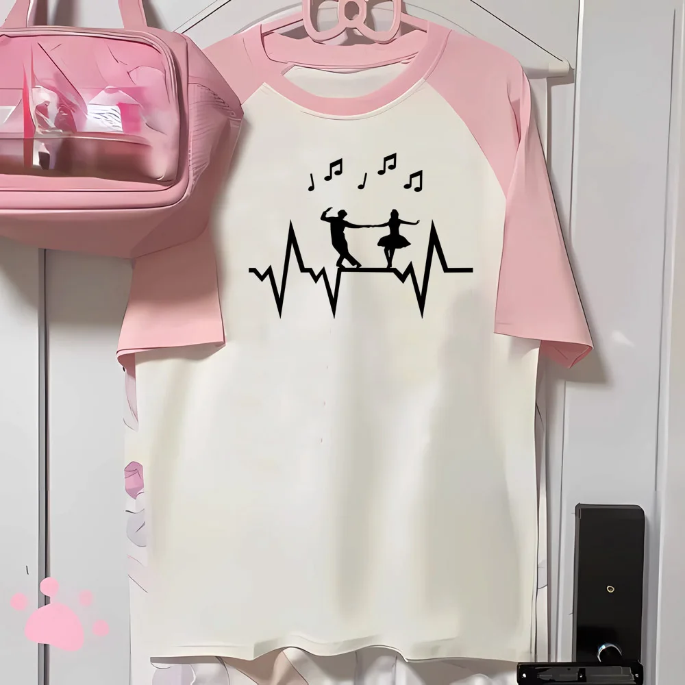 Футболка Love to Dance, женские мягкие тканевые футболки, забавная одежда для девушек
Футболка Love to Dance, женские мягкие тканевые футболки, забавная одежда для девушек