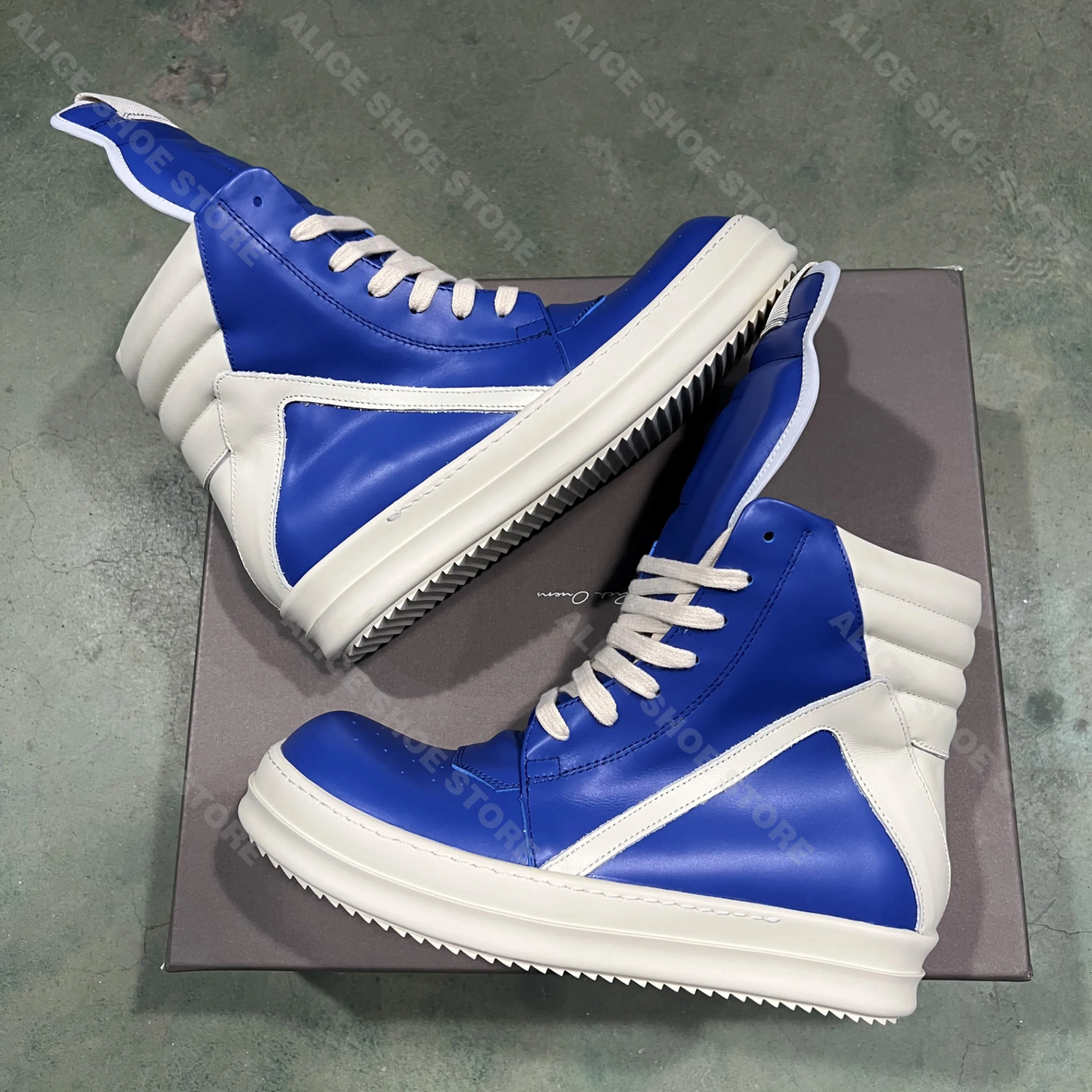 Casual High Top Women Sneaker Blue Men Ankle Boot Geobasket New Fashion Leather Thick-sole Gothic Flat Zipper Rock Luxury Shoe
Casual High Top Women Sneaker Blue Men Ankle Boot Geobasket New Fashion Leather Thick-sole Gothic Flat Zipper Rock Luxury Shoe