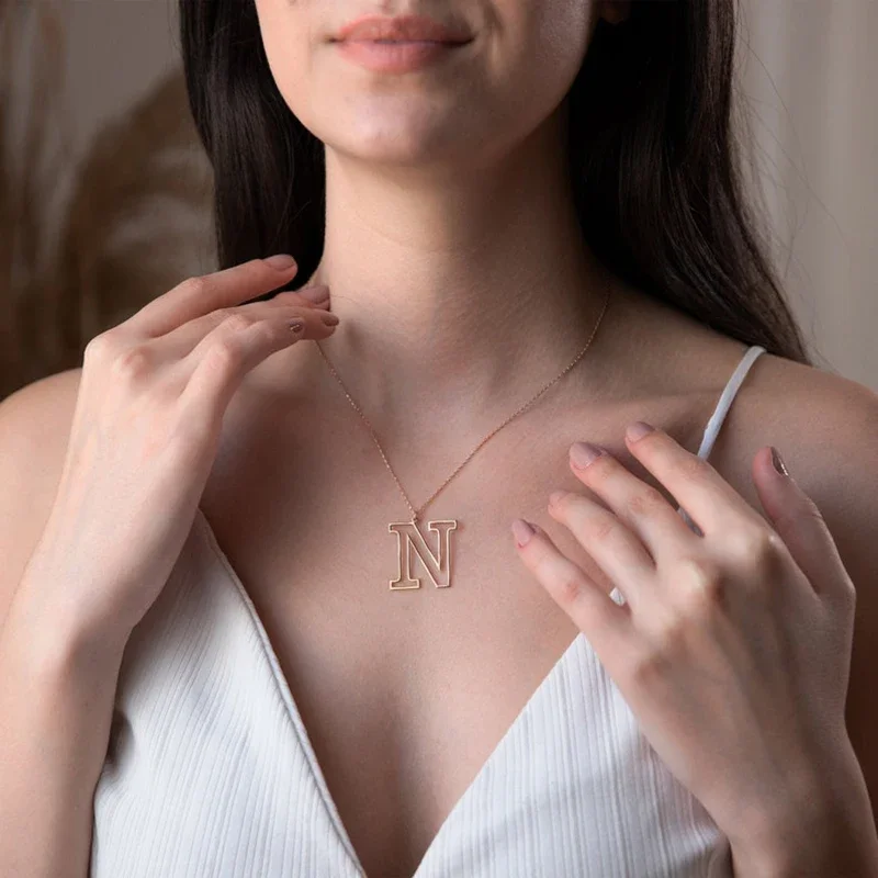 Custom A-Z Initial Charms Necklace Pendant Large Letter Chain Necklace Gift Female High-end Stainless Steel Woman Jewelry
Custom A-Z Initial Charms Necklace Pendant Large Letter Chain Necklace Gift Female High-end Stainless Steel Woman Jewelry