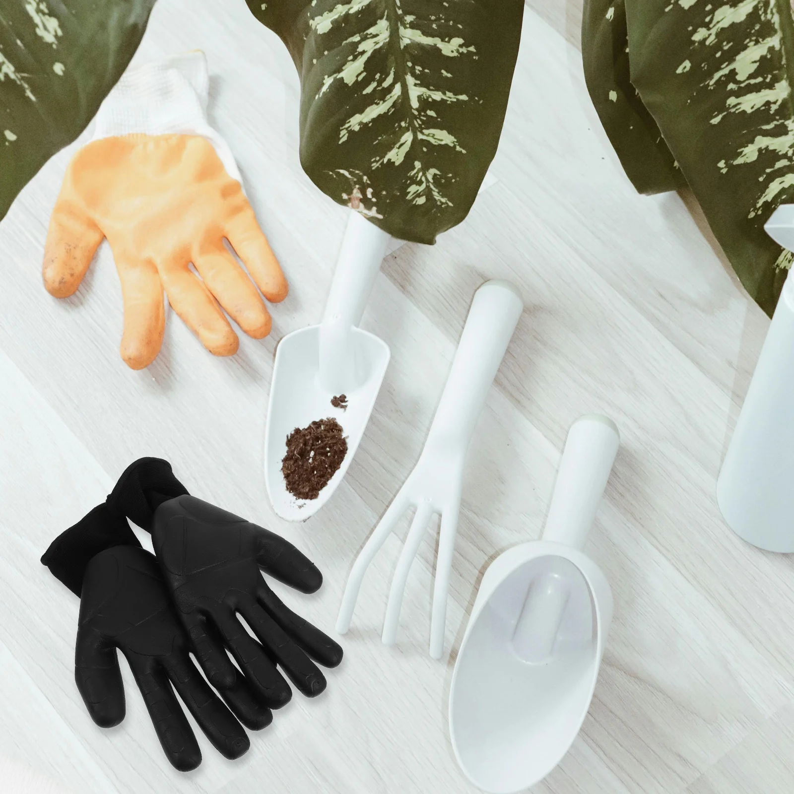 2pcs Gardening Gloves Tpe Protective Work Gloves Breathable Antislip For Men Women Outdoor Yard Garden Planting Raking
2pcs Gardening Gloves Tpe Protective Work Gloves Breathable Antislip For Men Women Outdoor Yard Garden Planting Raking