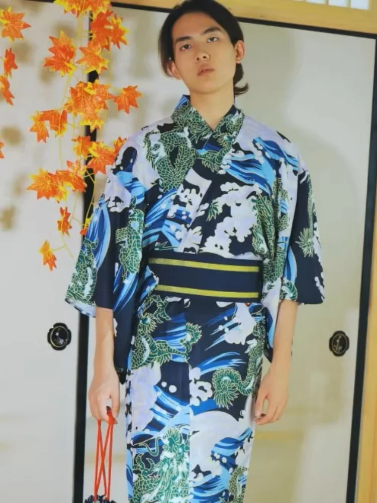New Autumn/Winter Collection: Japanese Men's Kimono with Traditional Wave Pattern – Formal Attire, Travel Photography Set
New Autumn/Winter Collection: Japanese Men's Kimono with Traditional Wave Pattern – Formal Attire, Travel Photography Set
