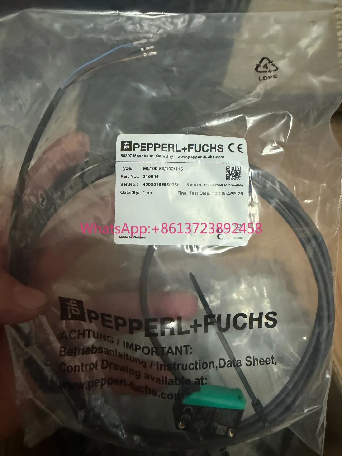 New original P + F Pepperl + Fu ML100-55/102/115 specular reflection photoelectric switch 210544
New original P + F Pepperl + Fu ML100-55/102/115 specular reflection photoelectric switch 210544