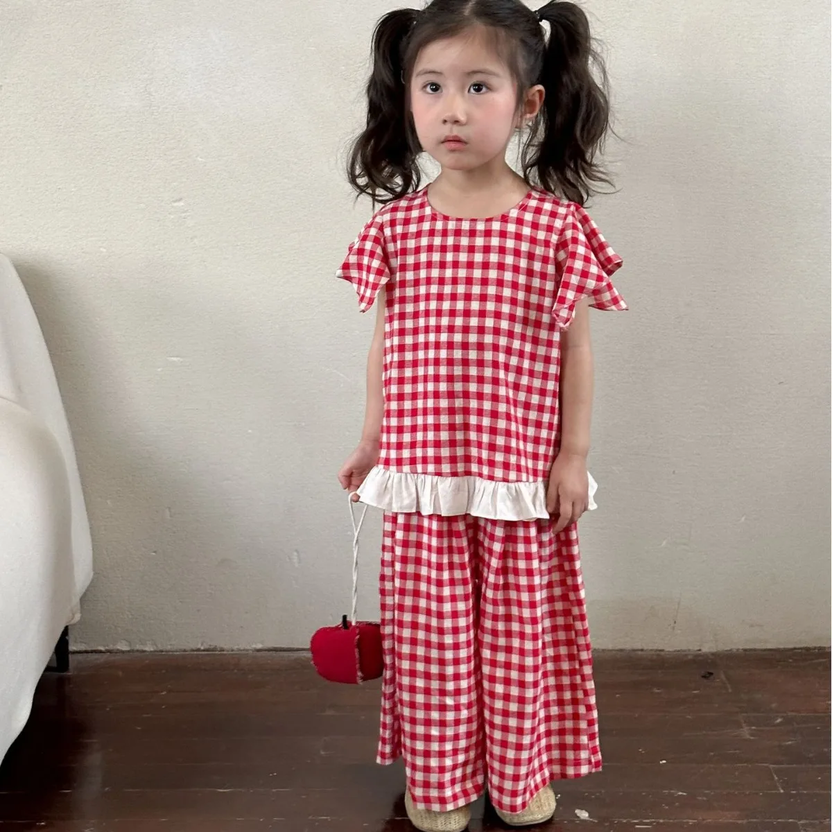 Baby Girl Clothes Suit Girls Summer Suit Foreign Style Checkered 2024 New Summer Clothes Children Flying Sleeve Wide-leg Pants
Baby Girl Clothes Suit Girls Summer Suit Foreign Style Checkered 2024 New Summer Clothes Children Flying Sleeve Wide-leg Pants