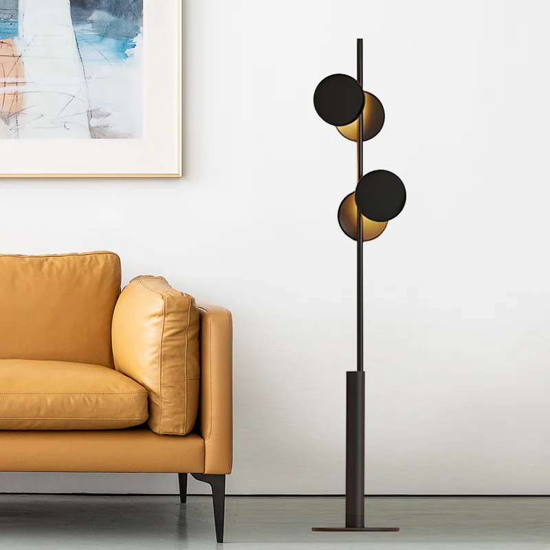 Modern simple living room sofa floor lamp Nordic bedroom model room designer study floor lamp
Modern simple living room sofa floor lamp Nordic bedroom model room designer study floor lamp