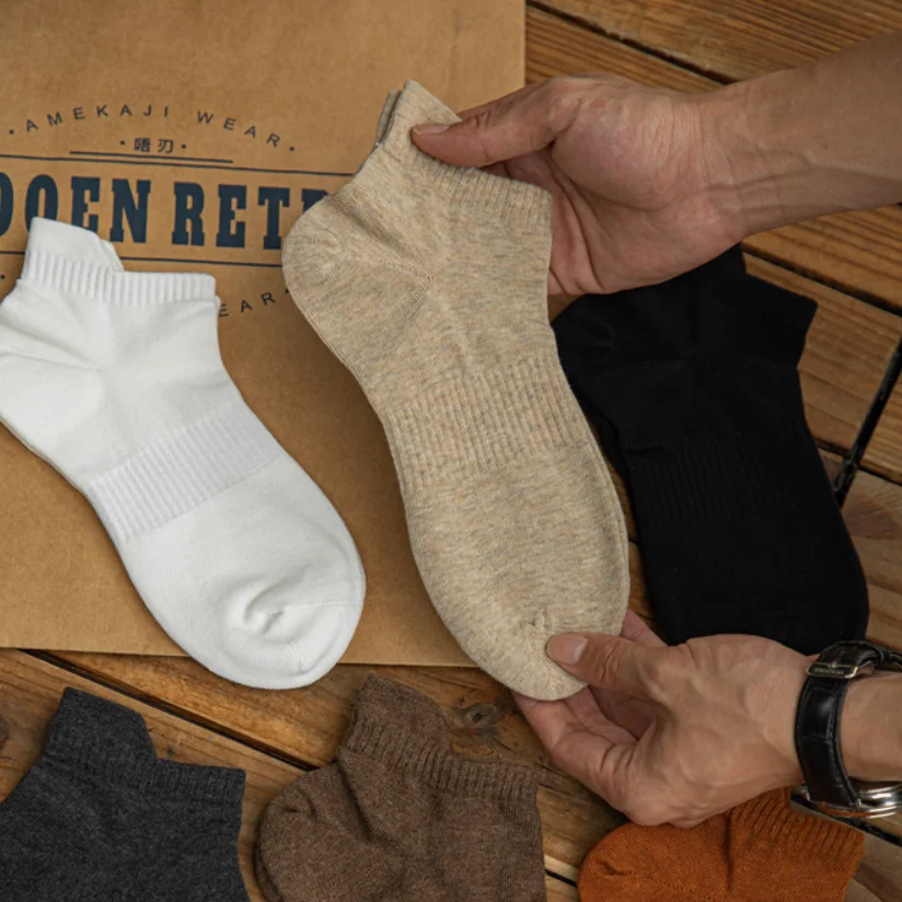 Solid Color 3/6 Pairs Mid-Calf Socks for Men Women Breathable Antibacterial Moisture Wicking Unisex Socks Anti-Pilling Comfortab
Solid Color 3/6 Pairs Mid-Calf Socks for Men Women Breathable Antibacterial Moisture Wicking Unisex Socks Anti-Pilling Comfortab