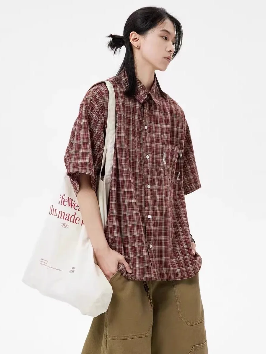 Новая летняя японская одежда в стиле ретро, нейтральная ор Све, клетчатая свободная рабочая одежда, повседневная одежда для мужчин и женщин, студенческий Sle
Новая летняя японская одежда в стиле ретро, нейтральная ор Све, клетчатая свободная рабочая одежда, повседневная одежда для мужчин и женщин, студенческий Sle