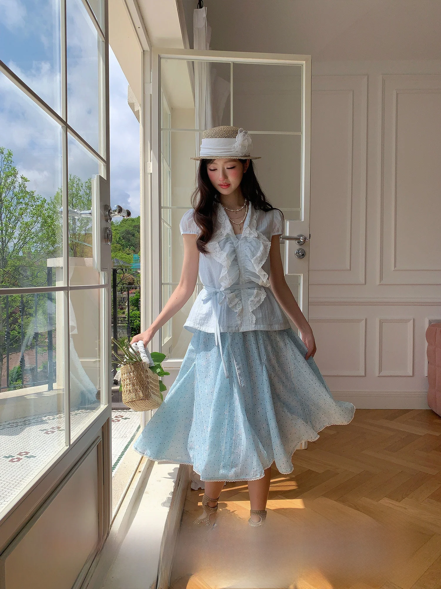Sweet Floral Halter Neck Dress Women's Summer Fashion Polka Dot Star Print Skirt Elastic Waist Polyester Nylon Fabric
Sweet Floral Halter Neck Dress Women's Summer Fashion Polka Dot Star Print Skirt Elastic Waist Polyester Nylon Fabric