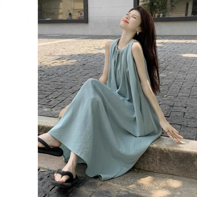 Women's Sleeveless Vest Dress Summer 2025 New Beach Vacation High-End Halter Camisole Long Skirt
Women's Sleeveless Vest Dress Summer 2025 New Beach Vacation High-End Halter Camisole Long Skirt