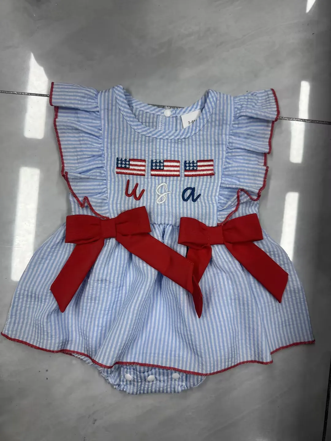 Baby Girls 4th of July Romper Dress Flag Letter Embroidery Ruffles Sleeve Crew Neck Striped Bodysuit Costume
Baby Girls 4th of July Romper Dress Flag Letter Embroidery Ruffles Sleeve Crew Neck Striped Bodysuit Costume