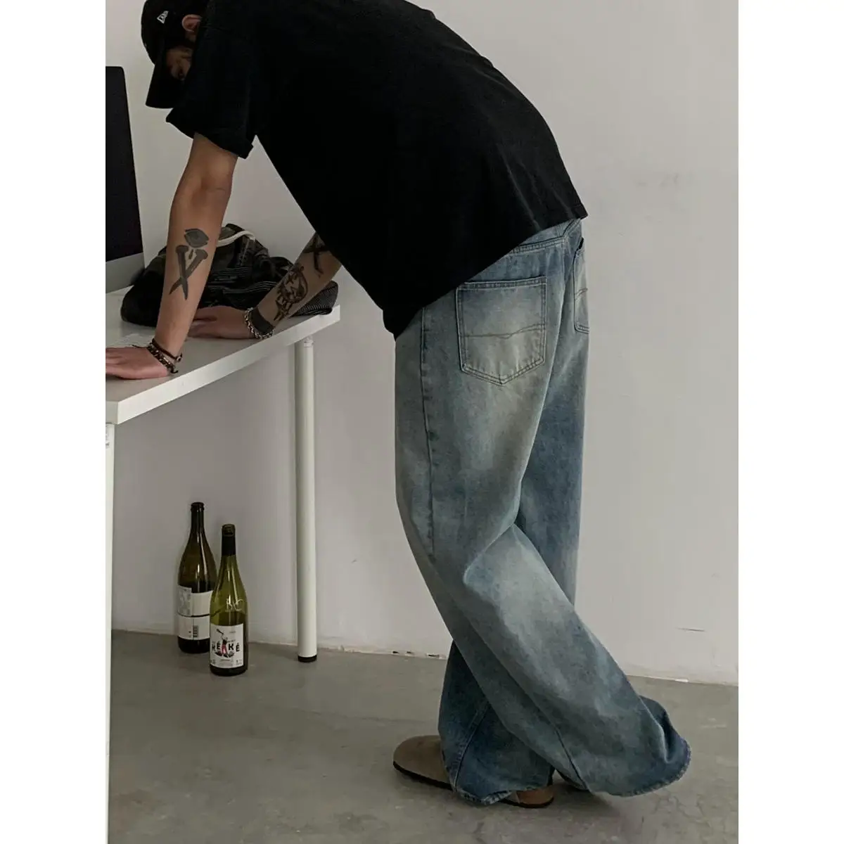 Американские винтажные свободные джинсы для мужчин и женщин, повседневные широкие брюки Cleanfit, модные брендовые длинные брюки, весна-осень, новая модель
Американские винтажные свободные джинсы для мужчин и женщин, повседневные широкие брюки Cleanfit, модные брендовые длинные брюки, весна-осень, новая модель