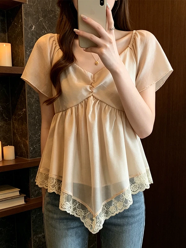 Sweet Large Size V-Neck Short Sleeve Shirt Women's Fashion Gently Spliced Lace Mesh Top Korean Style Breathable Summer New
Sweet Large Size V-Neck Short Sleeve Shirt Women's Fashion Gently Spliced Lace Mesh Top Korean Style Breathable Summer New