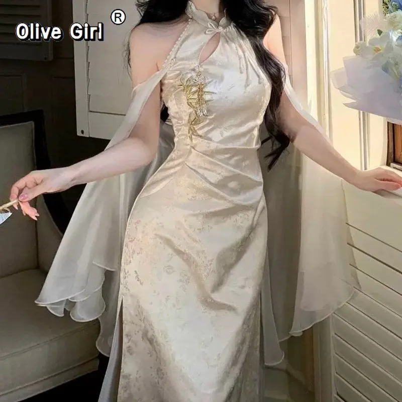 Olivegirl 2026 Summer Women's Dress Elegant Phantom Sheer Wrap Jacquard Qipao Cheongsams Open-Back Cutout Embroidered Shawl Set
Olivegirl 2026 Summer Women's Dress Elegant Phantom Sheer Wrap Jacquard Qipao Cheongsams Open-Back Cutout Embroidered Shawl Set