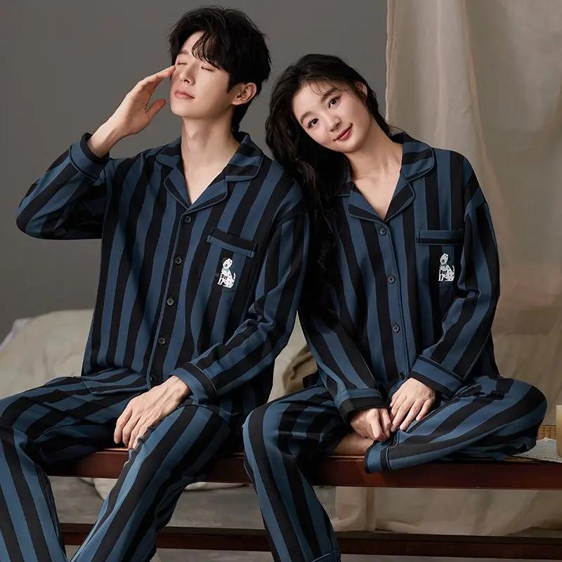 Men and Women Spring and Autumn Pure Cotton Long Sleeve Couples Pajamas New Autumn and Winter Can Be Worn Outside The Home Suit
Men and Women Spring and Autumn Pure Cotton Long Sleeve Couples Pajamas New Autumn and Winter Can Be Worn Outside The Home Suit