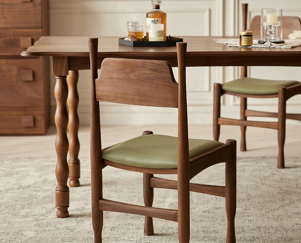 North American black walnut dining chair antique French retro solid wood chair Nordic restaurant casual backrest soft bag chair
North American black walnut dining chair antique French retro solid wood chair Nordic restaurant casual backrest soft bag chair