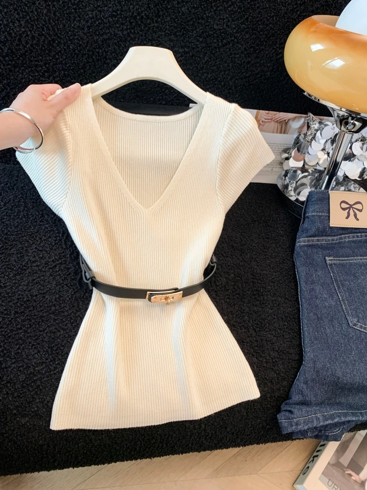 Slimming V-Neck Knitwear with Belt Summer New Design Fly Sleeve Women's Self-Purchase Style Korean Version Fitted Style Pure ...
Slimming V-Neck Knitwear with Belt Summer New Design Fly Sleeve Women's Self-Purchase Style Korean Version Fitted Style Pure ...