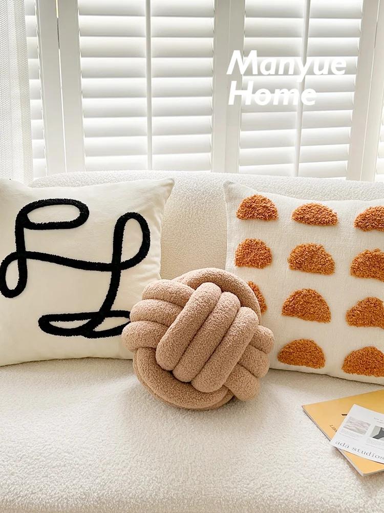 Nordic Style Ins Ball Pillowcase Sofa Backrest Cushion Bedroom Living Room Decorative Pillow Cover Geometric Pattern
Nordic Style Ins Ball Pillowcase Sofa Backrest Cushion Bedroom Living Room Decorative Pillow Cover Geometric Pattern