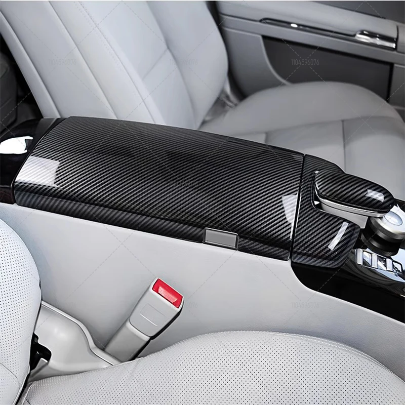 For Mercedes Benz S Class W221 2007-2012 Carbon fiber Car styling Stowing Tidying Armrest box Sticker Cover Trim Accessories
For Mercedes Benz S Class W221 2007-2012 Carbon fiber Car styling Stowing Tidying Armrest box Sticker Cover Trim Accessories