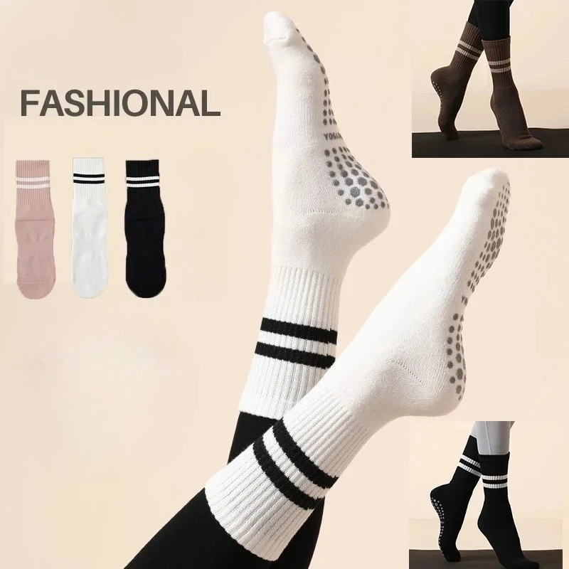 1/3 Pairs High Quality Bandage Yoga Socks Women Anti Slip Quick Dry Breathable Yoga Socks for Dance Gymnastics Fitness Socks
1/3 Pairs High Quality Bandage Yoga Socks Women Anti Slip Quick Dry Breathable Yoga Socks for Dance Gymnastics Fitness Socks