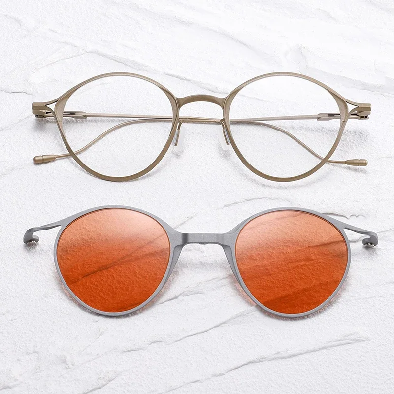 Designer Brand Circular Magnetic Clip Sunglasses Retro Personality Trend Sunglasses for Men and Women with Pure Titanium Frame
Designer Brand Circular Magnetic Clip Sunglasses Retro Personality Trend Sunglasses for Men and Women with Pure Titanium Frame