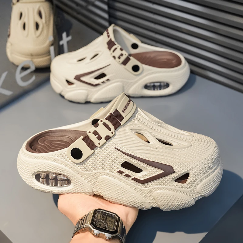 Air-Cushioned Thick-Soled Mecha-Style Closed-Toe Sandals, Suitable for Men to Wear on the Beach, for Daily Outings, and as Soft, Cushioned Outdoor Casual Shoes.
Air-Cushioned Thick-Soled Mecha-Style Closed-Toe Sandals, Suitable for Men to Wear on the Beach, for Daily Outings, and as Soft, Cushioned Outdoor Casual Shoes.