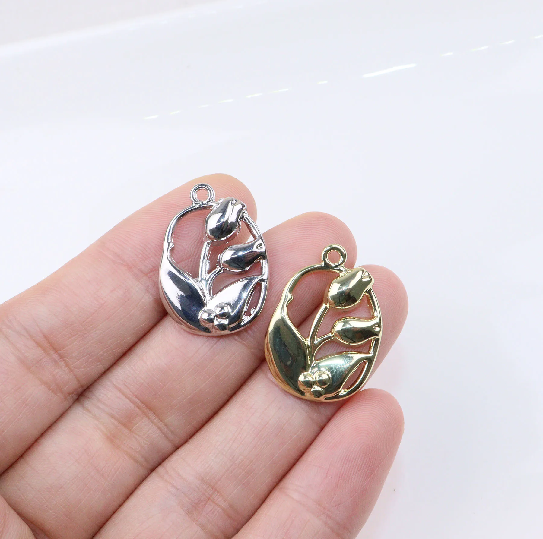 Eruifa 10pcs 16*20mm Flower Charms Coin Zinc Alloy Fashion Necklace,Earring Bracelet Jewelry Women Girl DIY Handmade 2 Colors
Eruifa 10pcs 16*20mm Flower Charms Coin Zinc Alloy Fashion Necklace,Earring Bracelet Jewelry Women Girl DIY Handmade 2 Colors