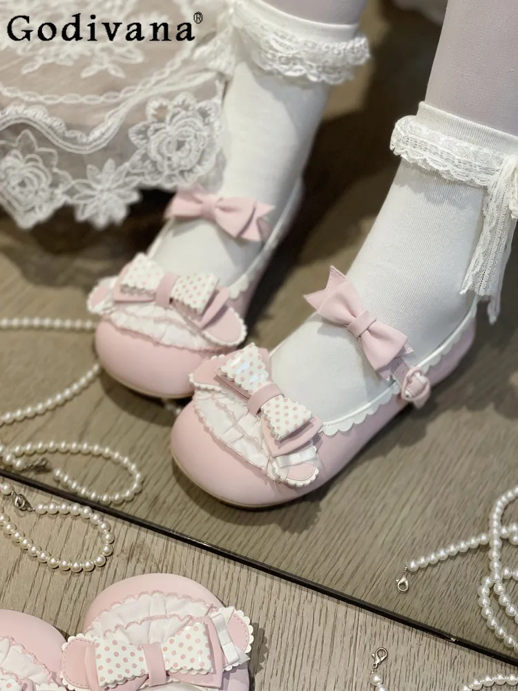 Lolita Original Design Sweet Cute Girl Round Head Low Heel Single Shoes Japanese Cartoon Bow Shallow Mouth Mary Jane Lo Shoes
Lolita Original Design Sweet Cute Girl Round Head Low Heel Single Shoes Japanese Cartoon Bow Shallow Mouth Mary Jane Lo Shoes