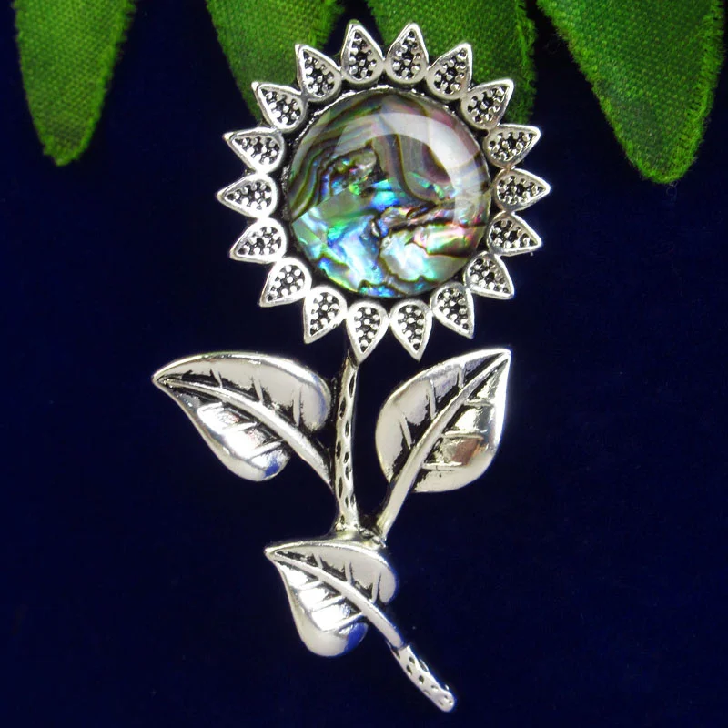 Men Women Brooch For Luxury Clothing Sunflower Abalone Shell Lapel Pin Korean Fashion Specific Design Accessories
Men Women Brooch For Luxury Clothing Sunflower Abalone Shell Lapel Pin Korean Fashion Specific Design Accessories