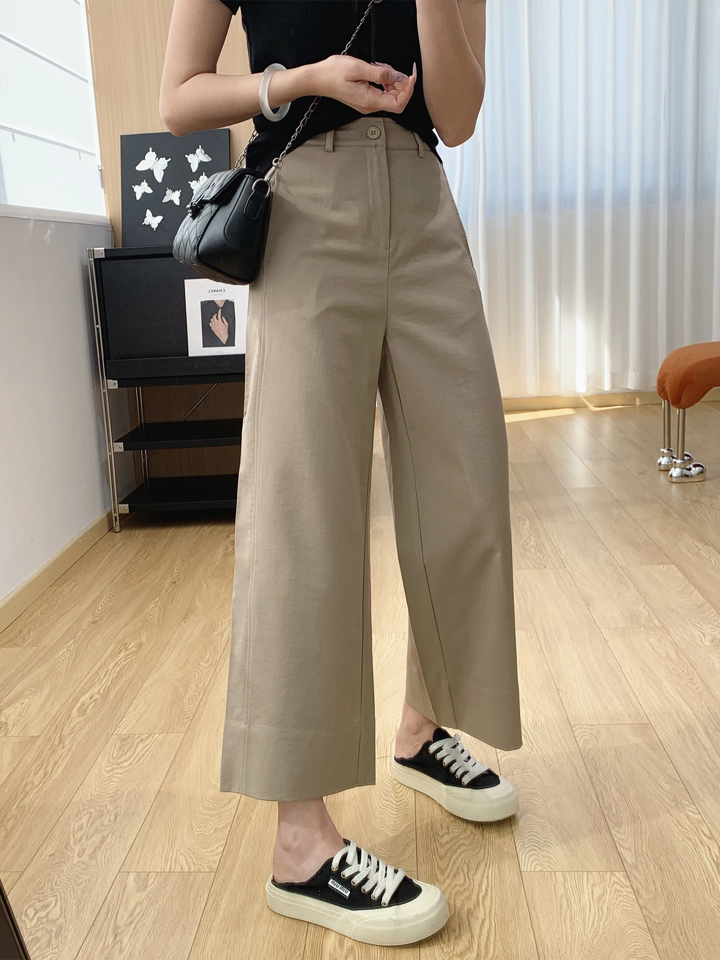 Breathable Lycell Women's Loose Straight Leg Crop Pants Thin Casual Trousers High Waist Zipper Polyester Rayon Nylon
Breathable Lycell Women's Loose Straight Leg Crop Pants Thin Casual Trousers High Waist Zipper Polyester Rayon Nylon