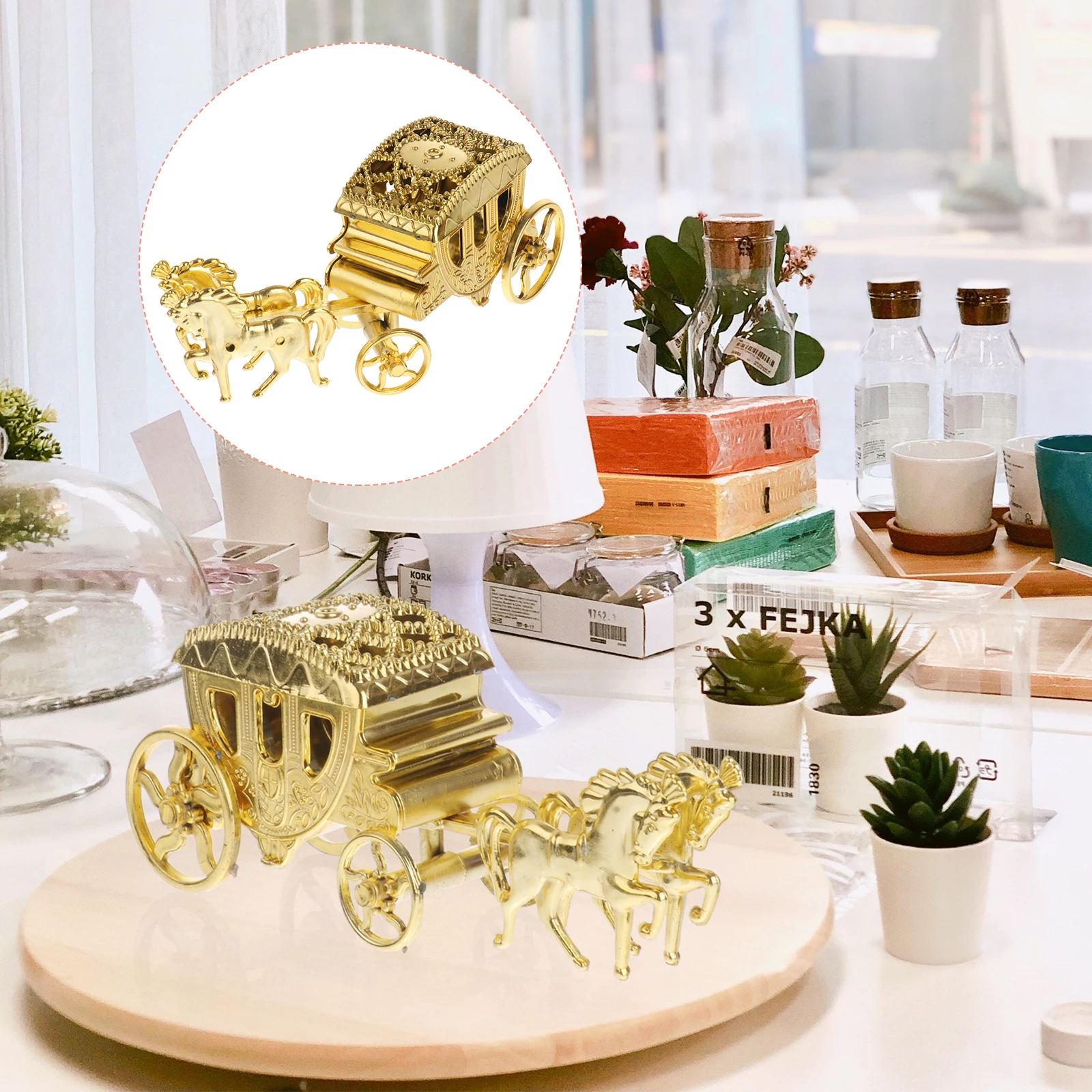 Candy Box Princess carriage shaped high quality plastic wedding party favor containers for sweets gifts decorations
Candy Box Princess carriage shaped high quality plastic wedding party favor containers for sweets gifts decorations