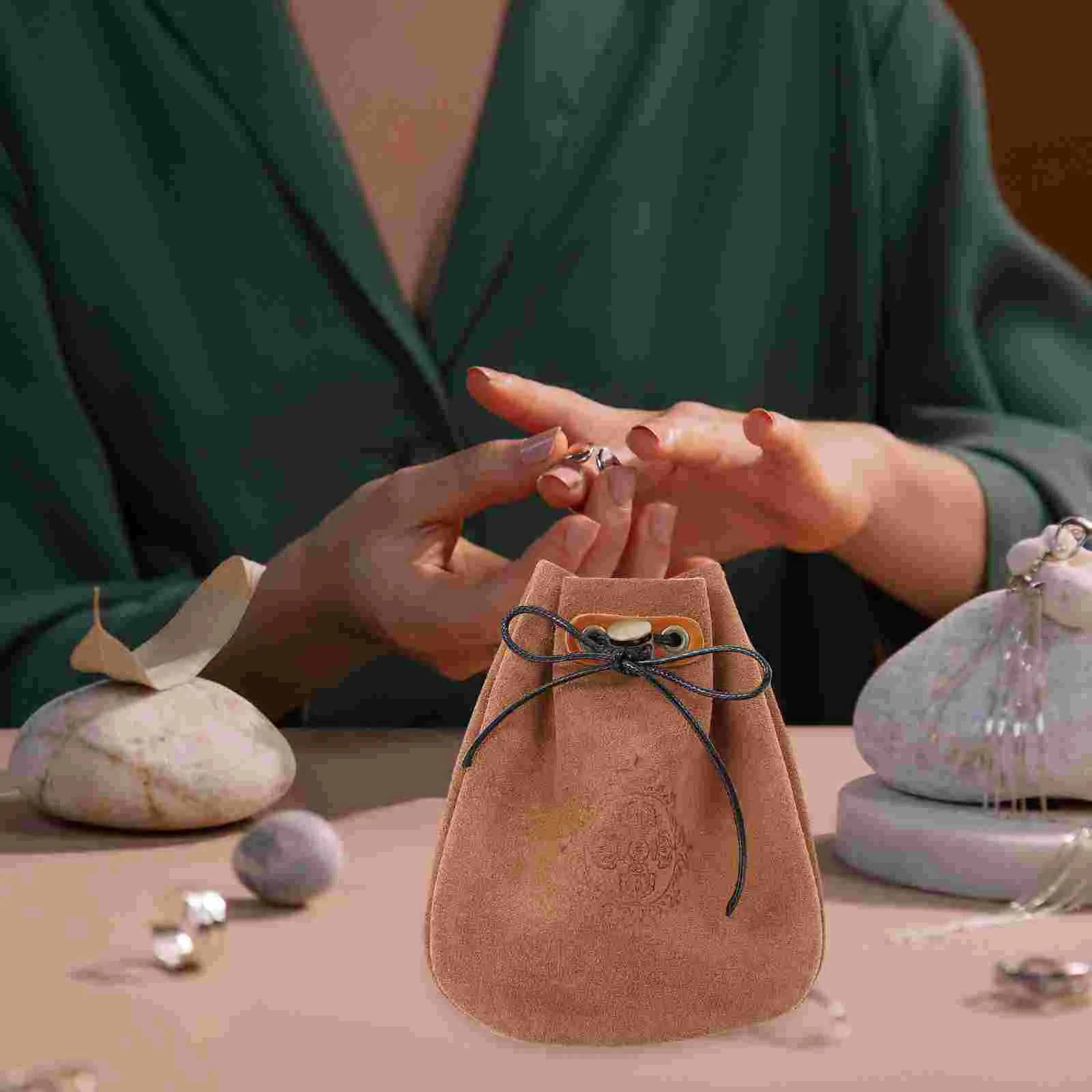 Portable Double Fleece Storage Bag Jewelry Drawstring Pouch Candy Snacks Cookies Gifts Elegant Design Presents Pouch
Portable Double Fleece Storage Bag Jewelry Drawstring Pouch Candy Snacks Cookies Gifts Elegant Design Presents Pouch