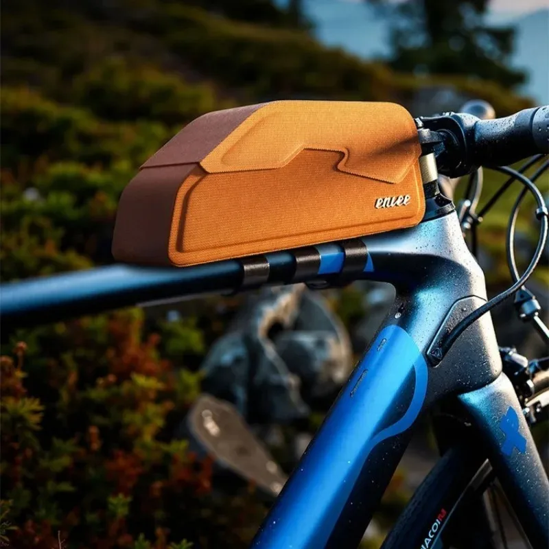 Bicycle Top Tube Bag Bike General Magnetic Flip Cover Velcro Lightweight Tpu Waterproof Cycling Bags Storage Bicycle Accessories
Bicycle Top Tube Bag Bike General Magnetic Flip Cover Velcro Lightweight Tpu Waterproof Cycling Bags Storage Bicycle Accessories